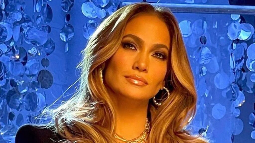 Jennifer Lopez gives a hilarious response after a fan proposes to her during a concert, turning the surprise moment into pure comedy gold