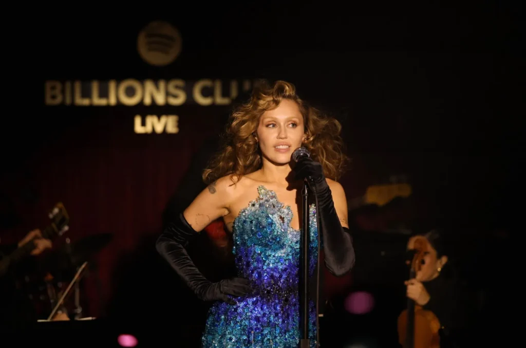 Miley Cyrus performs during Miley Cyrus Billions Club Series Paris on June 18, 2025. Photo: Getty