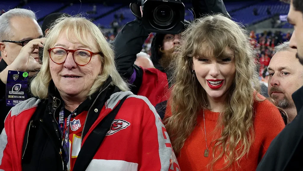 Travis Kelce opened up about his relationship with Taylor Swift and revealed that the pop star reminds him of his mother. Photo: Getty