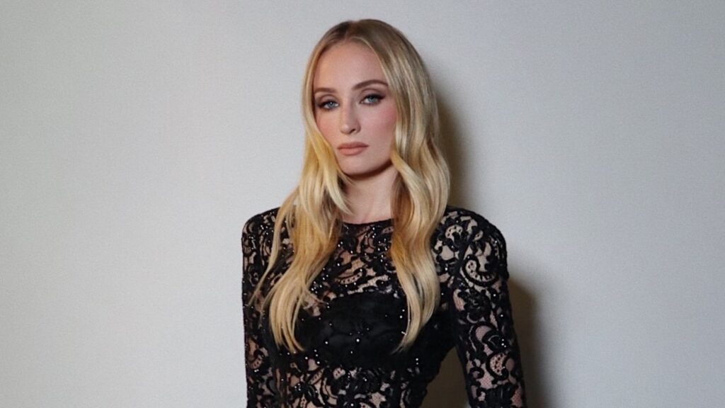 Sophie Turner describes kissing GOT co-star Kit Harington in their horror film as “vile” and explains why the scene felt so awkward